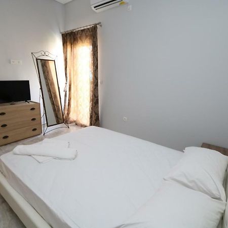 Molly Apartments أرغوستولي المظهر الخارجي الصورة