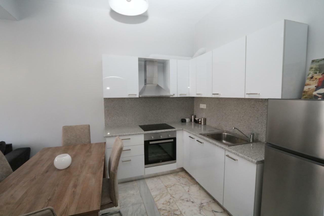 Molly Apartments أرغوستولي المظهر الخارجي الصورة