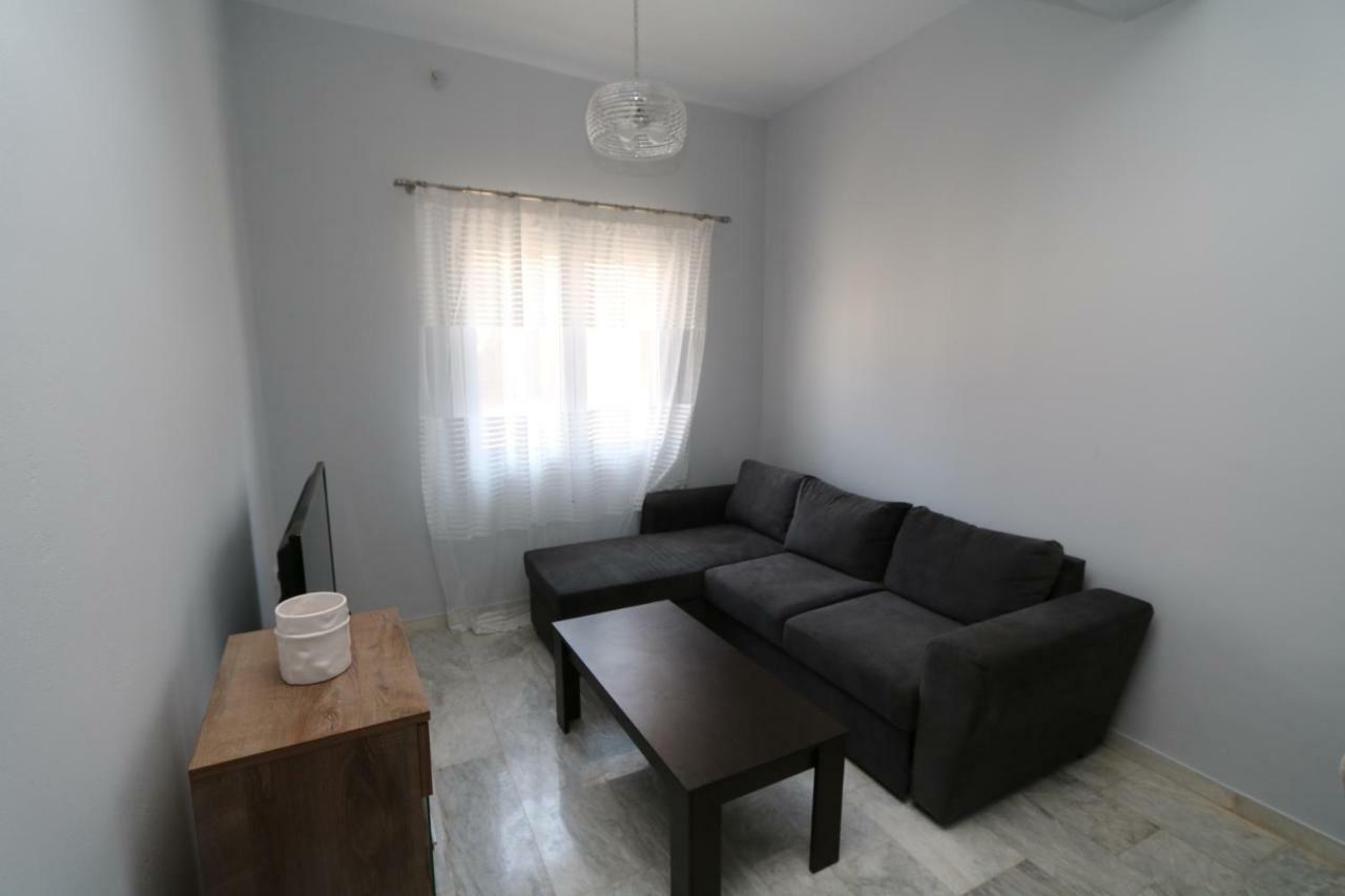 Molly Apartments أرغوستولي المظهر الخارجي الصورة