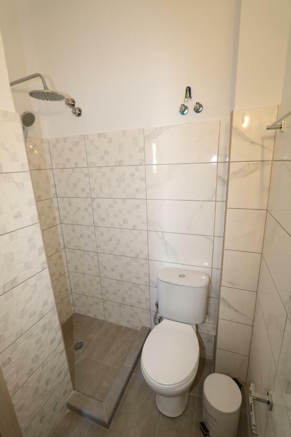 Molly Apartments أرغوستولي المظهر الخارجي الصورة
